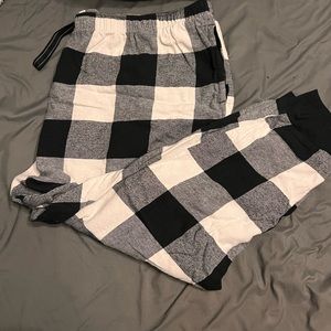 Buffalo plaid lounge pants